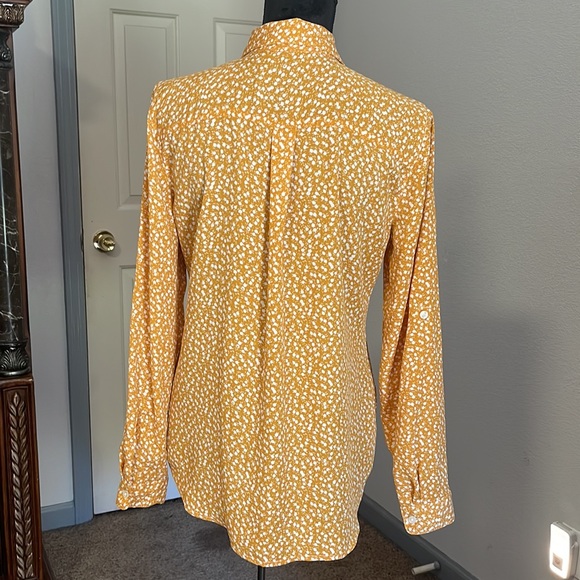 ***SOLD***Pretty flowery blouse***SOLD*** - Picture 4 of 7